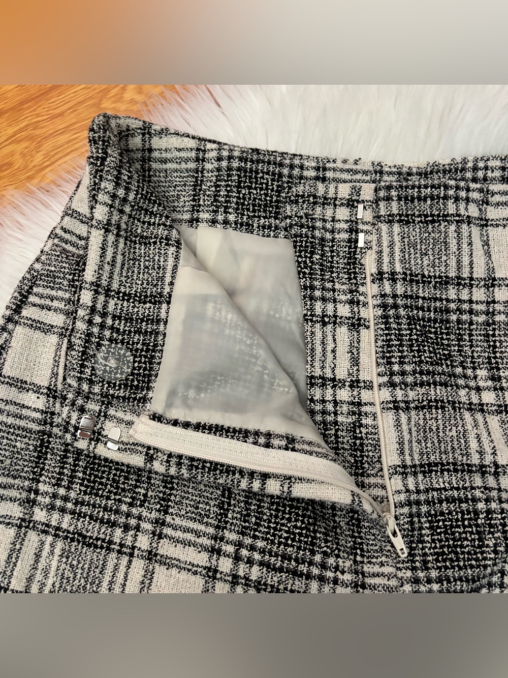 Primark Tweed Shorts - Picture 4 of 6